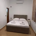 호텔 Eno 3*